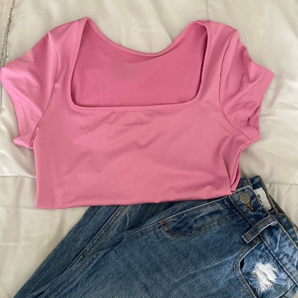 Causal Square Neck Top in Pink 💜💖 - Picture 1 of 2